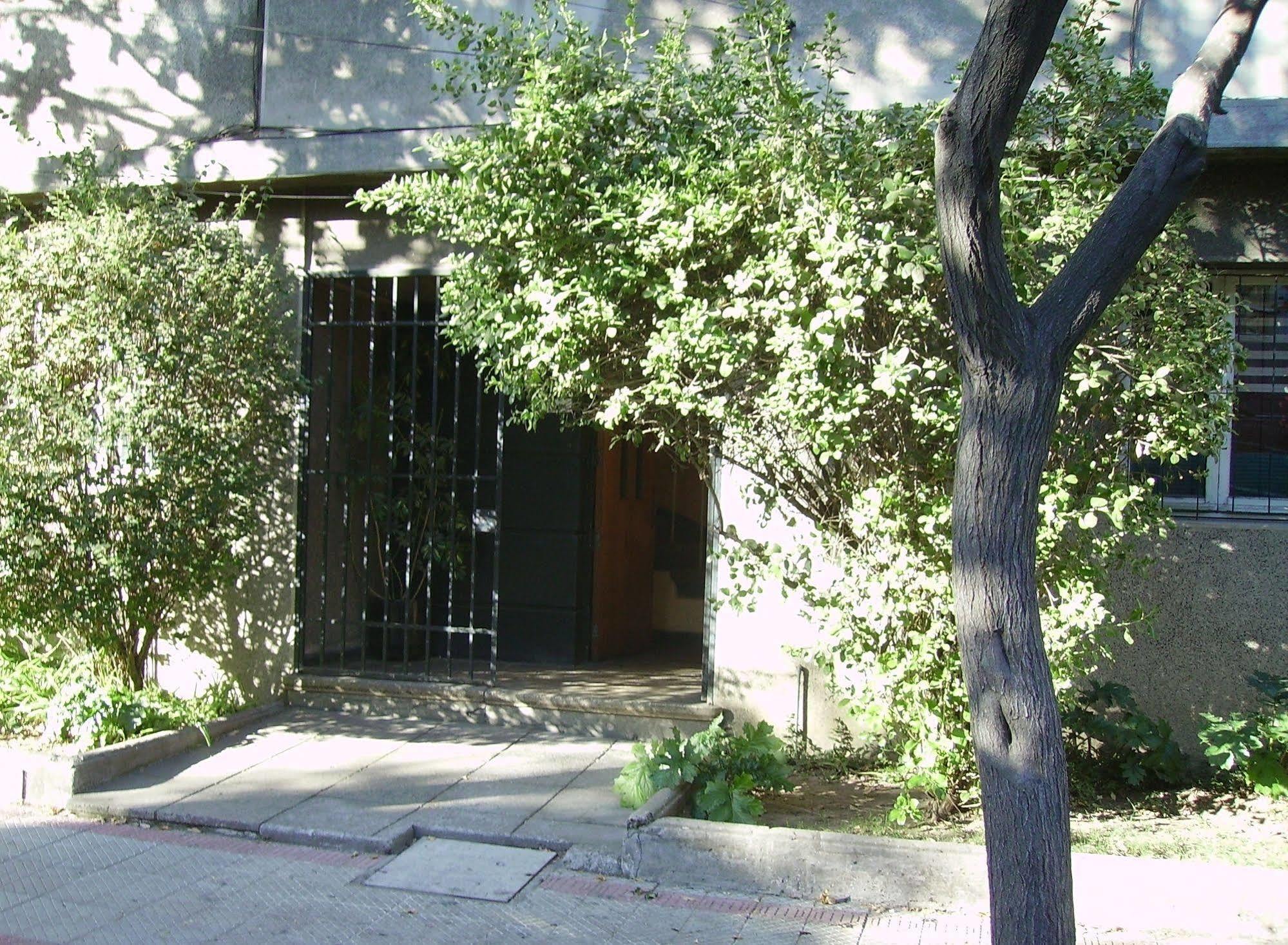 Marilu 'S Bed And Breakfast Hostel Santiago Exterior foto